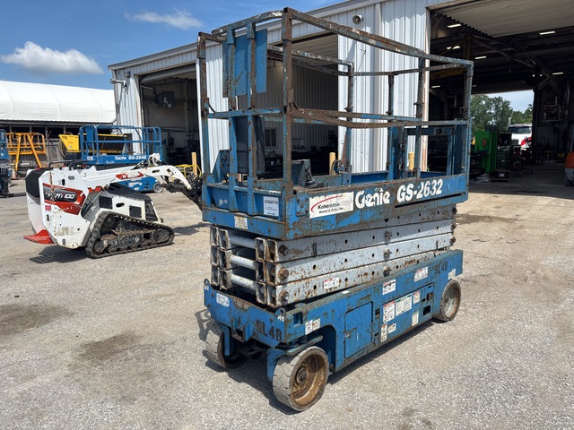 2011 Genie GS2632 Electric Scissor Lift