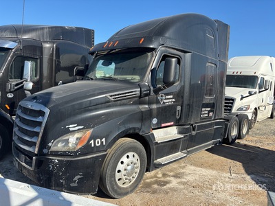 2018 Freightliner Cascadia 126 6x4 Cabeza Tractora Cabina Dormitorio