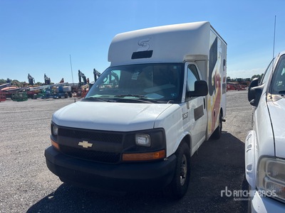 2014 Chevrolet Express G3500 4x2 Autocarro furgonato