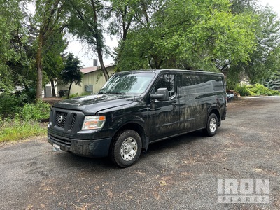 2016 Nissan NV2500HD バン