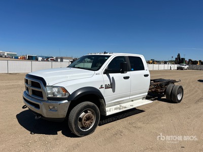 2018 Ram 5500 SLT 4x4 Crew Cab Cab and Chassis