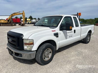 2008 Ford F-250 XL 4x2 Extended Cab Pickup