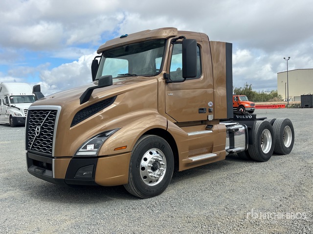 2023 Volvo VNL 6x4 T/A Day Cab Truck Tractor