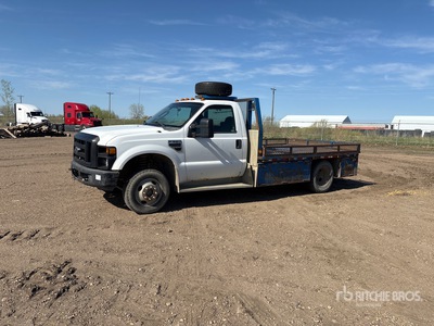 2009 Ford F-350 XL 4x4 Flatbed Truck