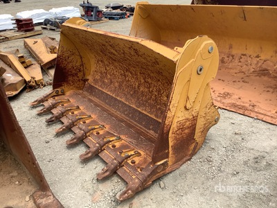 John Deere F/655k 94 in 2.1 cyd Hydraulic Tilting دلو  - Fits John Deere
