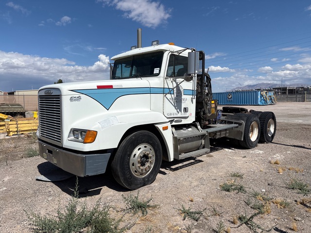 2002 Freightliner FLD 120 6x4 T/A Day Cab Truck Tractor
