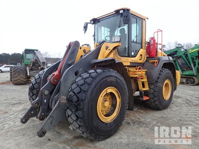 2023 Volvo L110H جرافة