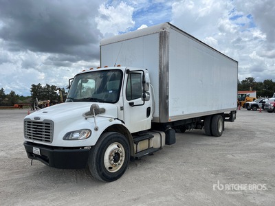2015 Freightliner M2106 4x2 Furgoneta caja cerrada