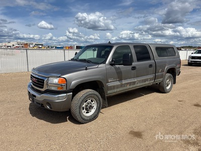 2007 GMC Sierra 2500HD SLE 4x4 Crew Cab Pickup
