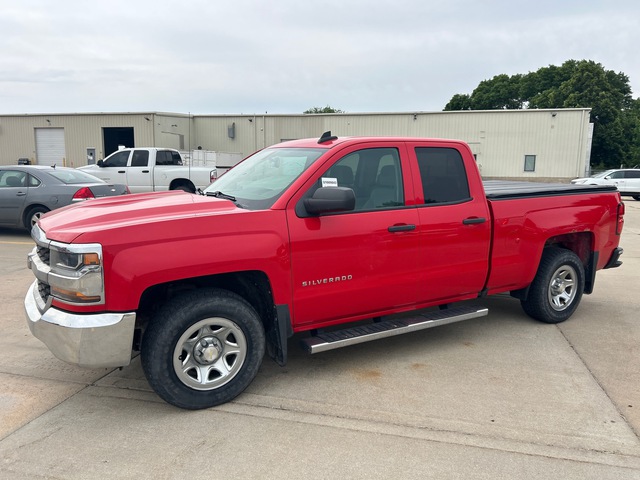 2016 Chevrolet 1500 Silverado 4x2 Crew Cab Pickup 2016 Chevrolet 1500 Silverado 4x2 Crew Cab Pickup