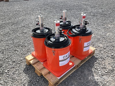 Quantity of (4) 2026 OKG HP-PGP40 Lote de Bombas de Grasa (Sin Usar) / Grease Injection Equipment (Unused)