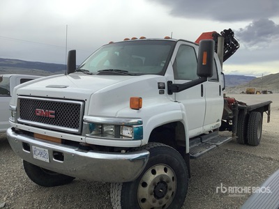 Palfinger P7501 on 2007 GMC C5500 4x4 Crew Cab Camion à Fèche