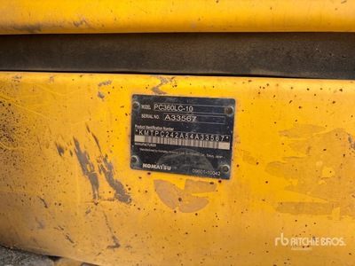 2015 Komatsu PC360LC-10 Tracked Excavator