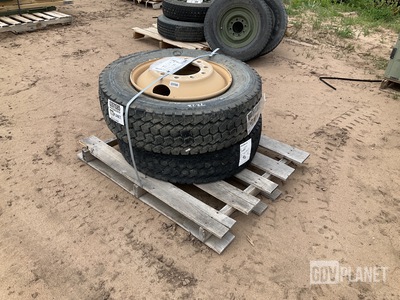 (2) Michelin 275/70R22.5 Tires w/Wheels