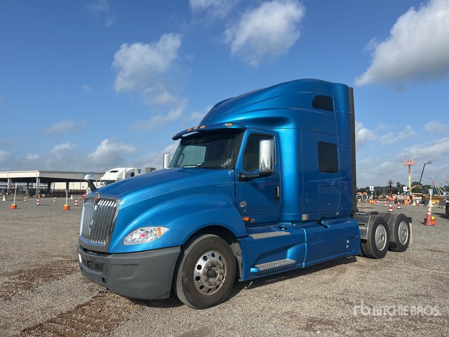 2021 International LT625 6x2 T/A Sleeper Truck Tractor