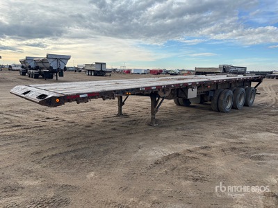 2013 Manac 42 ft Tri/A Flatbed Remorque pour champ pétrolifère