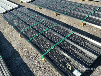 Quantity of 2025 Kit Containers Steel R Panel その他 - 店舗 & 倉庫 (Unused)