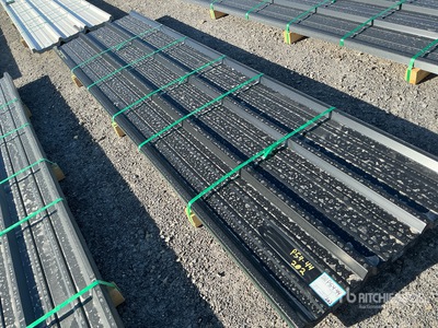 Quantity of 2025 Kit Containers Steel R Panel その他 - 店舗 & 倉庫 (Unused)