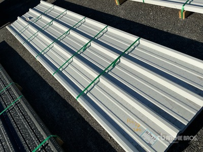 Quantity of 2025 Kit Containers Steel R Panel その他 - 店舗 & 倉庫 (Unused)