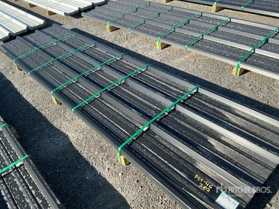 Quantity of 2025 Kit Containers Steel R Panel その他 - 店舗 & 倉庫 (Unused)