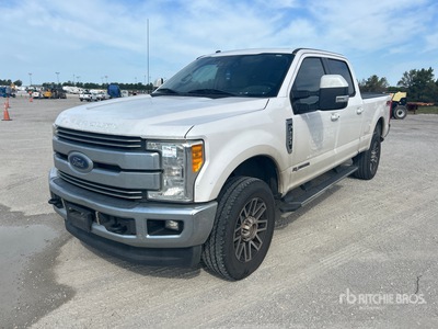 2017 Ford F-250 Lariat 4x4 Crew Cab Pickup