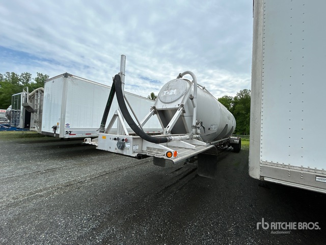 2001 Polar T/A Pneumatic Bulk Trailer