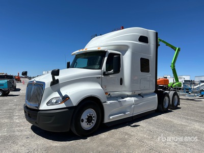 2019 International LT625 6x4 3- Achs Sattelzugmaschine mit Schlafkabine