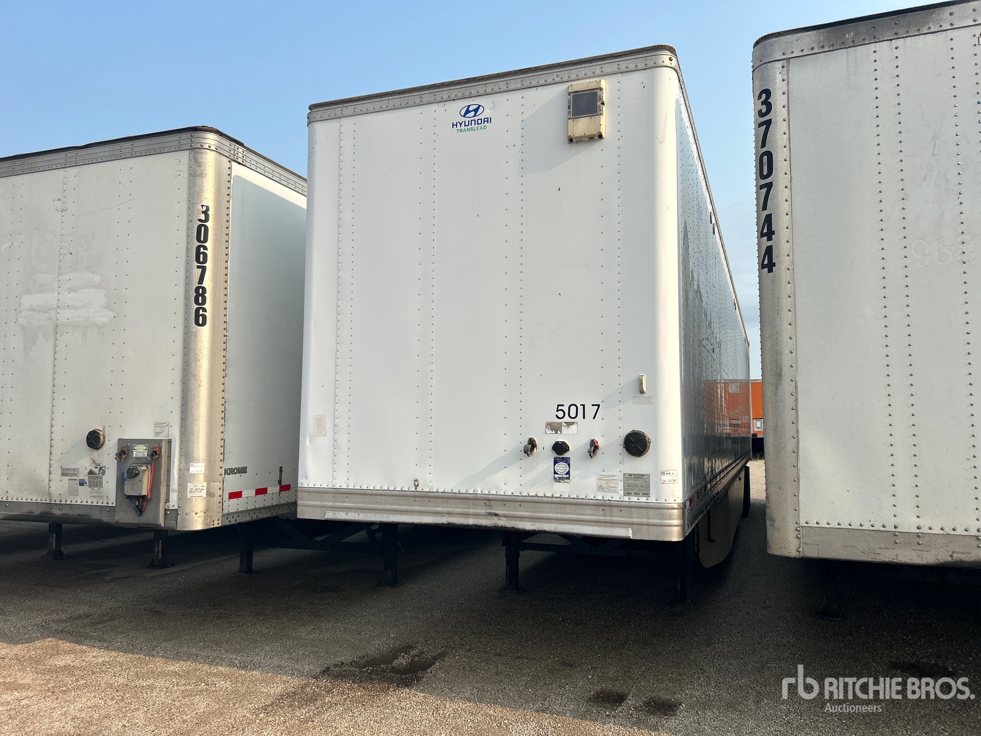 2015 Hyundai VI2530152-AJS 53 ft x 102 in T/A Van Trailer