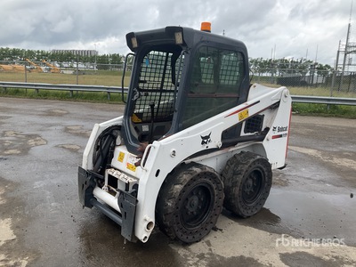 2017 Bobcat S450 Chargeuse à direction à glissement