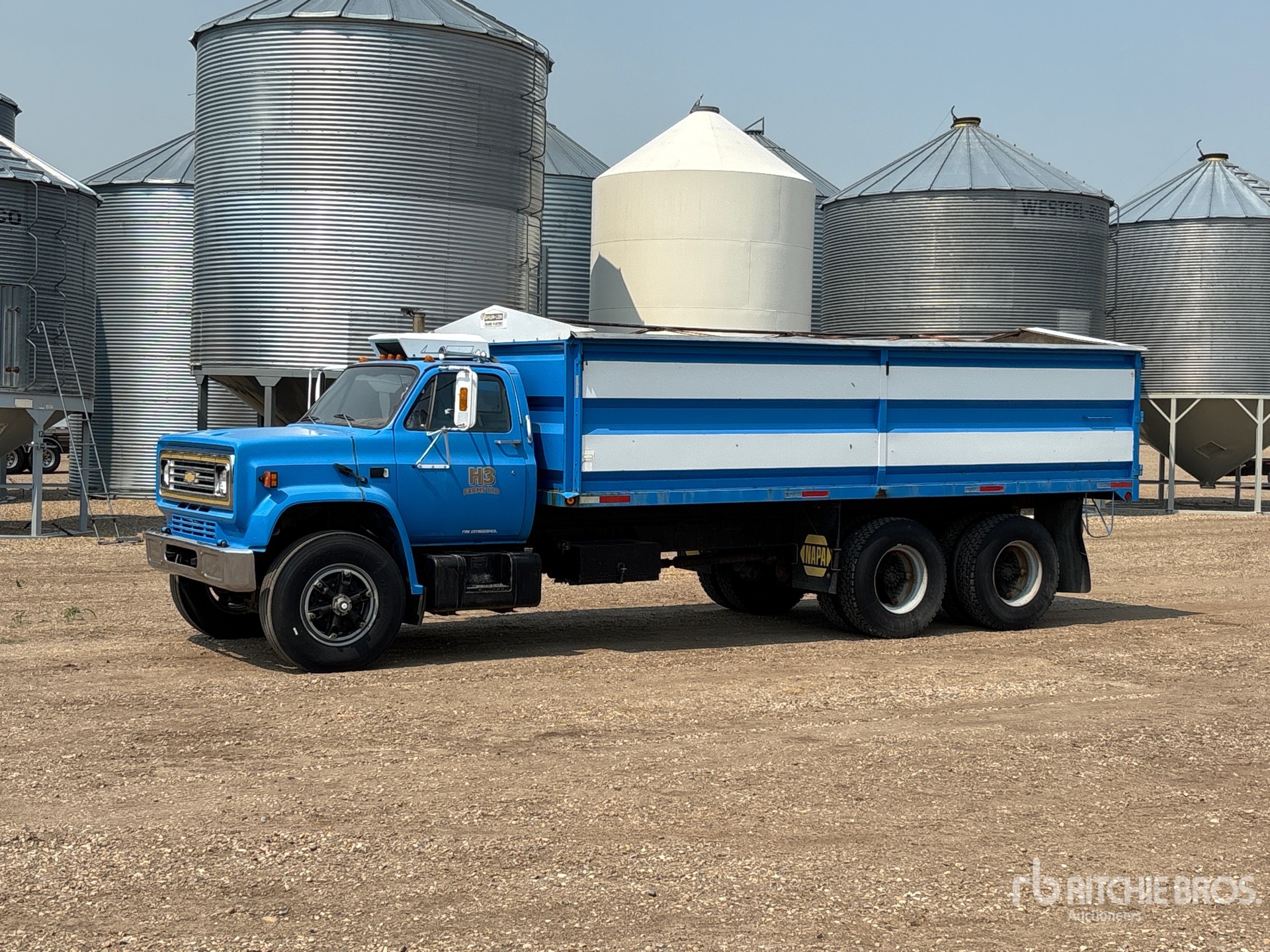 1987 Chevrolet C70 6x4 Grain Truck