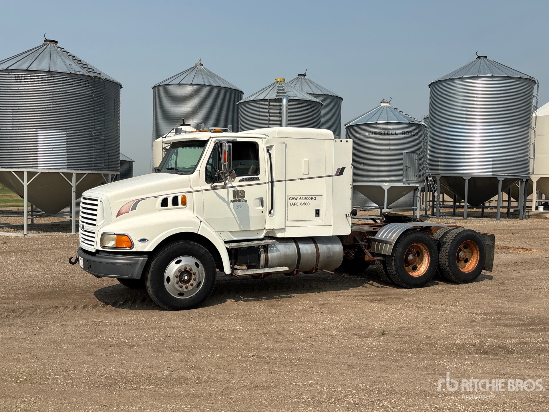 1996 Ford Aeromax 6x4 T/A Sleeper Truck Tractor