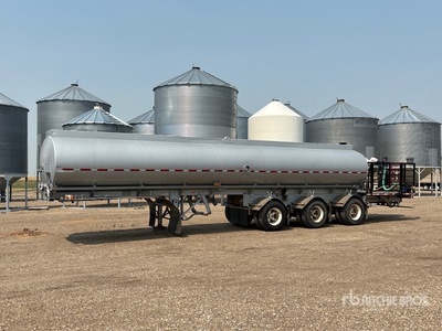 1997 Advance Water Tank Trailer
