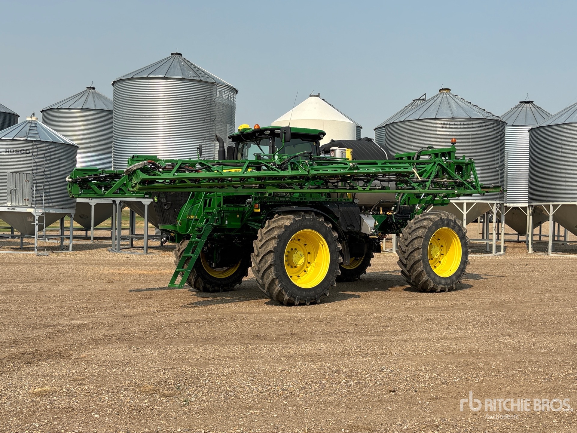 2018 John Deere R4045 120 ft 4x4 High Clearance Self-Propelled Sprayer