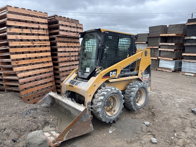 Cat 216B Skid Steer Loader (Inoperable) Cat 216B Skid Steer Loader (Inoperable)