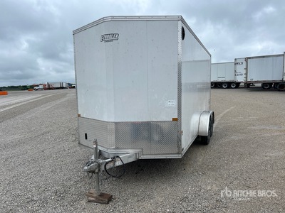 2026 EZ Hauler 16 ft T/A Remorque fermée