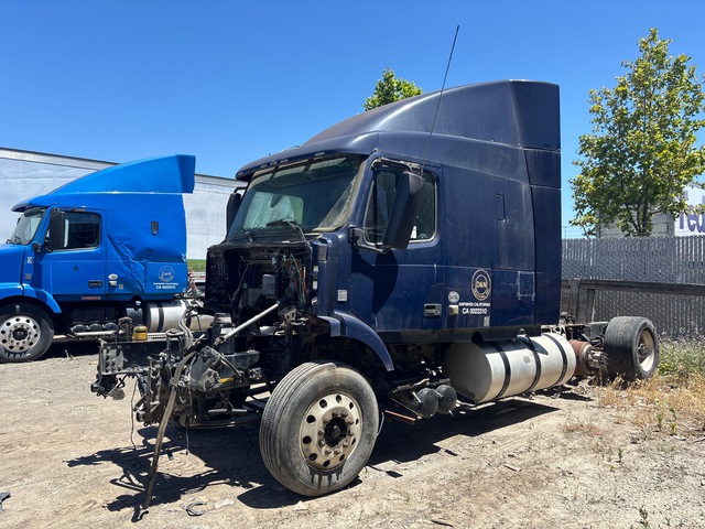 2012 Volvo VNM 6x4 T/A Day Cab Truck Tractor (Inoperable)