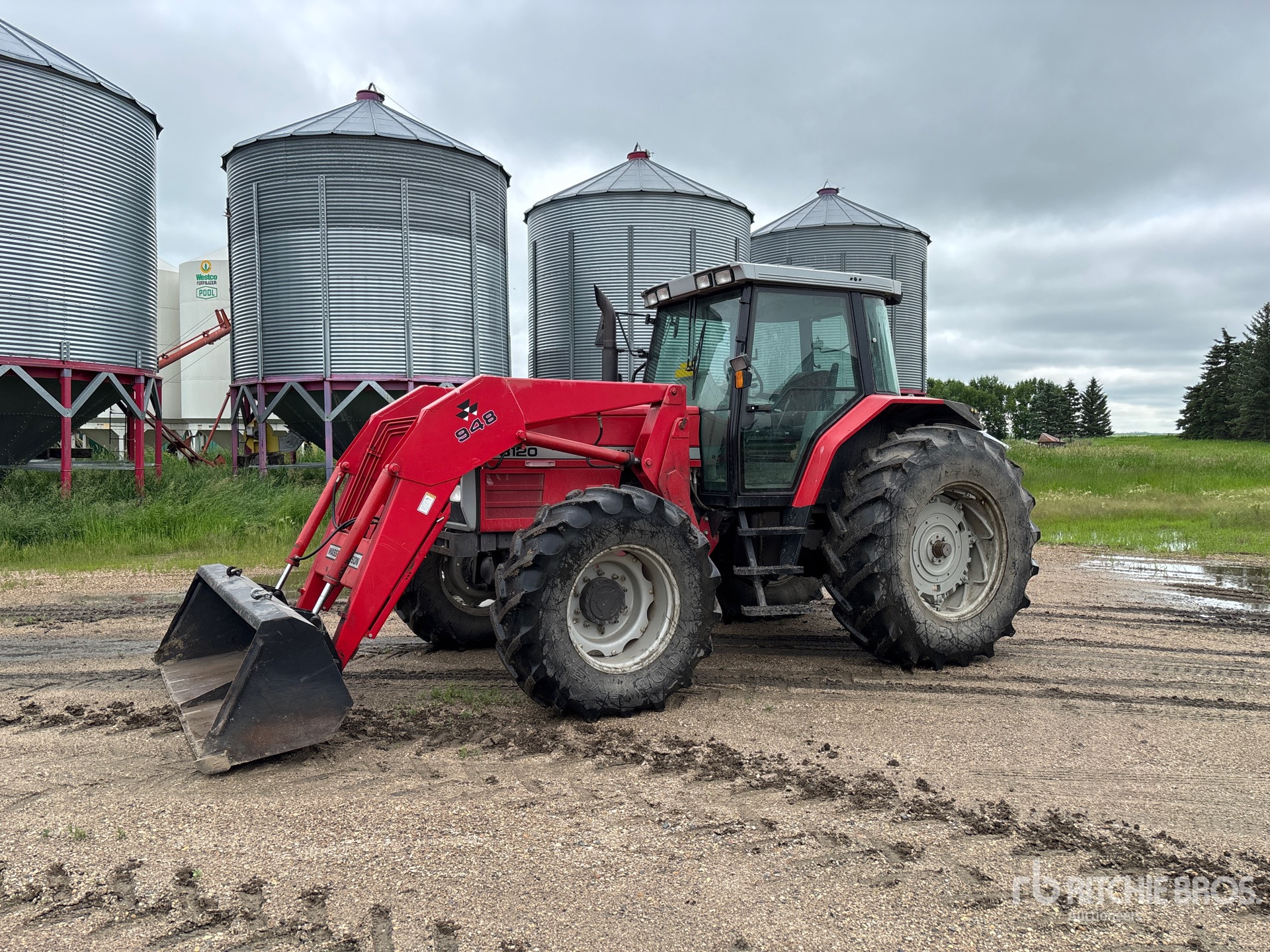 1995 Massey Ferguson 8120 4WD Tractor