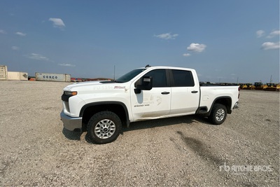 2023 Chevrolet Silverado 2500HD 4x4 Crew Cab Pickup