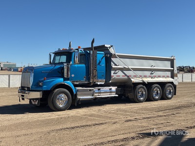 2018 Western Star 4900 Sleeper Tri/A Dump Truck