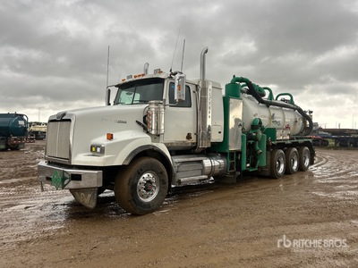2012 Westech on 2012 Western Star 4900SA 8x6 Sleeper Combination Wash/ Vacuum Tanker Truck