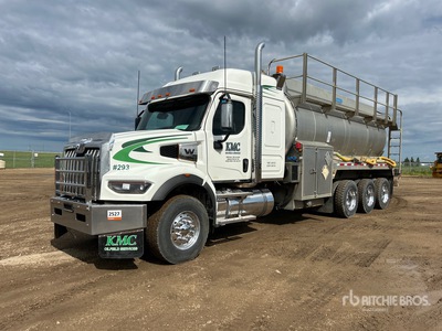 2024 Western Star 49X 22000 L 8x6 Sleeper Tanker Truck
