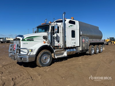 2009 Kenworth T800 27000 L 8x6 Sleeper タンクトラック