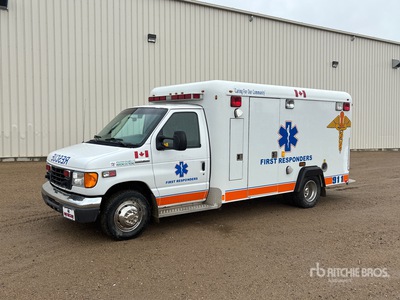 2006 Ford E-350 4x2 Ambulance
