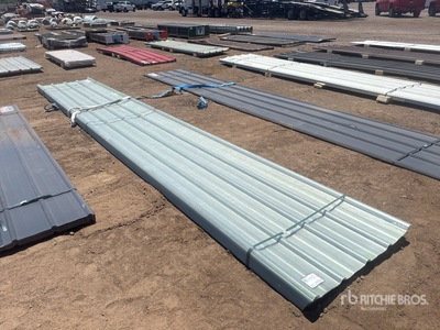 Quantity of (50) 35 in x 19.69 ft Clear Corrugated Polycarbonate Roof Panel Altro materiale (Unused)