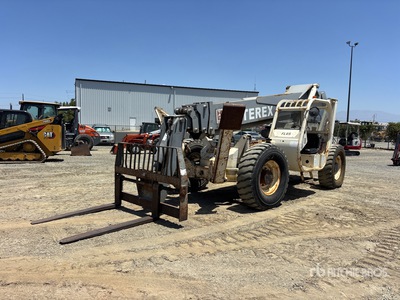 2004 Terex TH1056C Manipulador Telescópico
