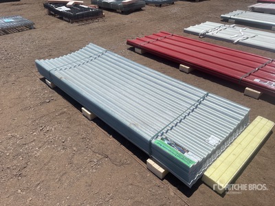 Quantity of (30) 8 ft x 3 ft Clear Corrugated Polycarbonate Roof Panel Materiale edile (Unused)
