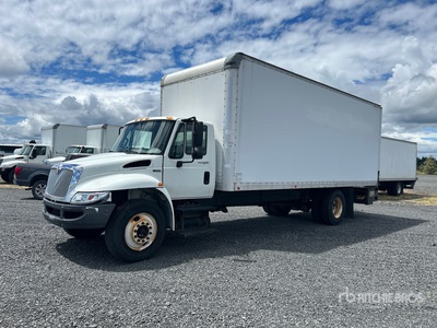 2014 International 4300 4x2 Van Truck