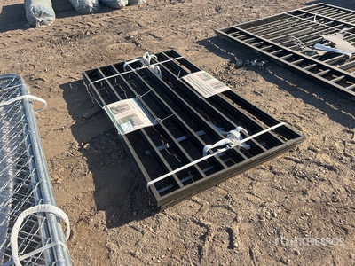 Quantity of (5) 5.9 ft x 3.3 ft Black Galvanized Steel Fencing