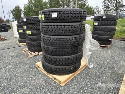 Quantity of (6) Grizzly 11R24.5 Pneus - Fits Semi Truck