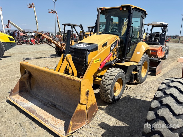 2017 Cat 415F2 IL 4x4 Landscape Loader